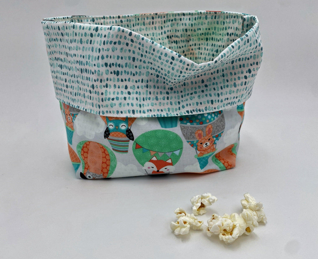 Reusable Popcorn Bag, Reusable Microwave Popcorn, Microwave Popcorn Cozy, Eco-Friendly Snack Holder - Animal Balloons