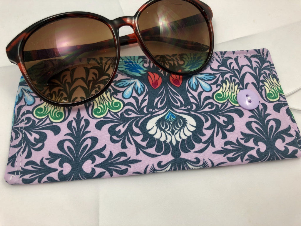 Lilac Purple Eye Glass Case, Lavender Sun Glasses Pouch, Padded Glasses Sleeve - EcoHip Custom Designs