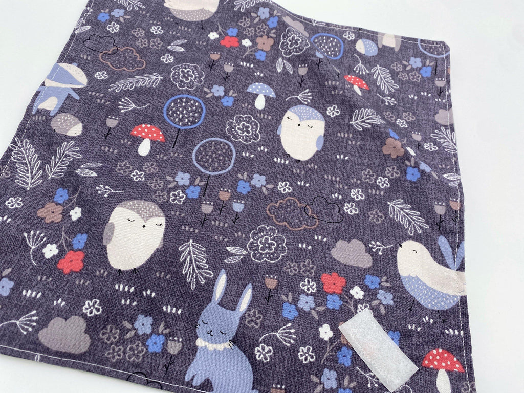 Reusable Sandwich Wrap, Rabbit Sandwich Bag, Reusable Sandwich Mat - Faded Blue Forest