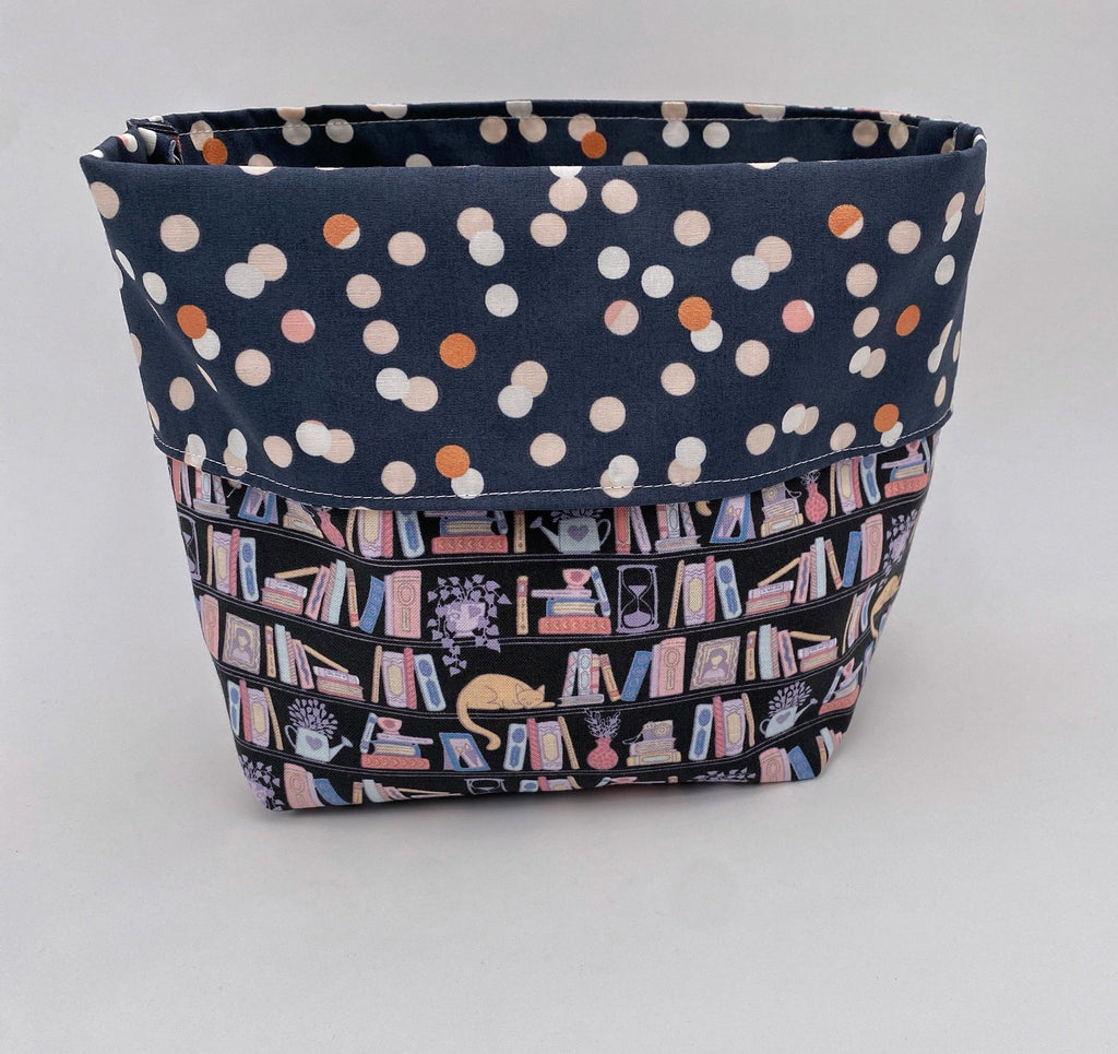 Reusable Popcorn Bag, Reusable Microwave Popcorn, Microwave Popcorn Cozy, Eco-Friendly Snack Holder - Book Lover Library