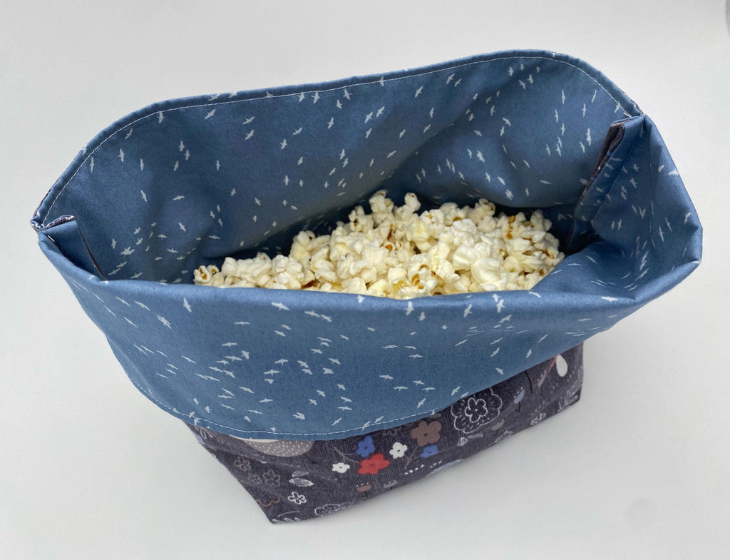Reusable Popcorn Bag, Reusable Microwave Popcorn, Microwave Popcorn Cozy, Eco-Friendly Snack Holder - Faded Blue Animals