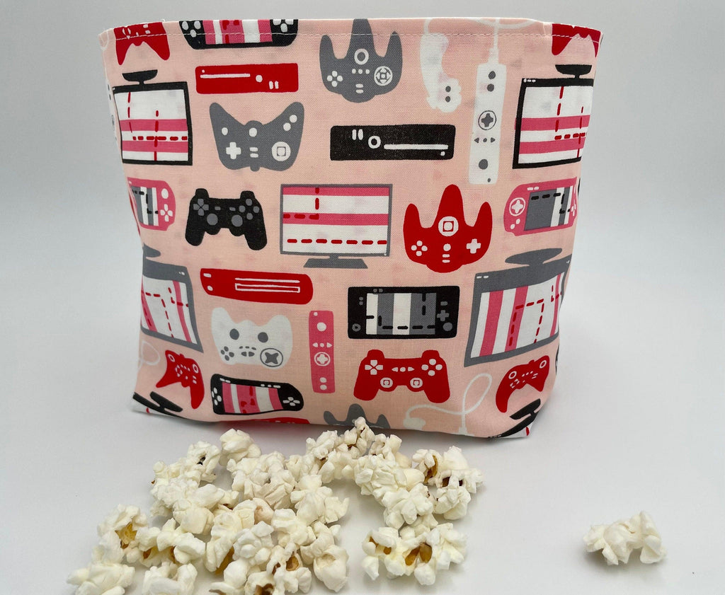 Reusable Popcorn Bag, Reusable Microwave Popcorn, Microwave Popcorn Cozy, Eco-Friendly Snack Holder - Video Gamer Girl