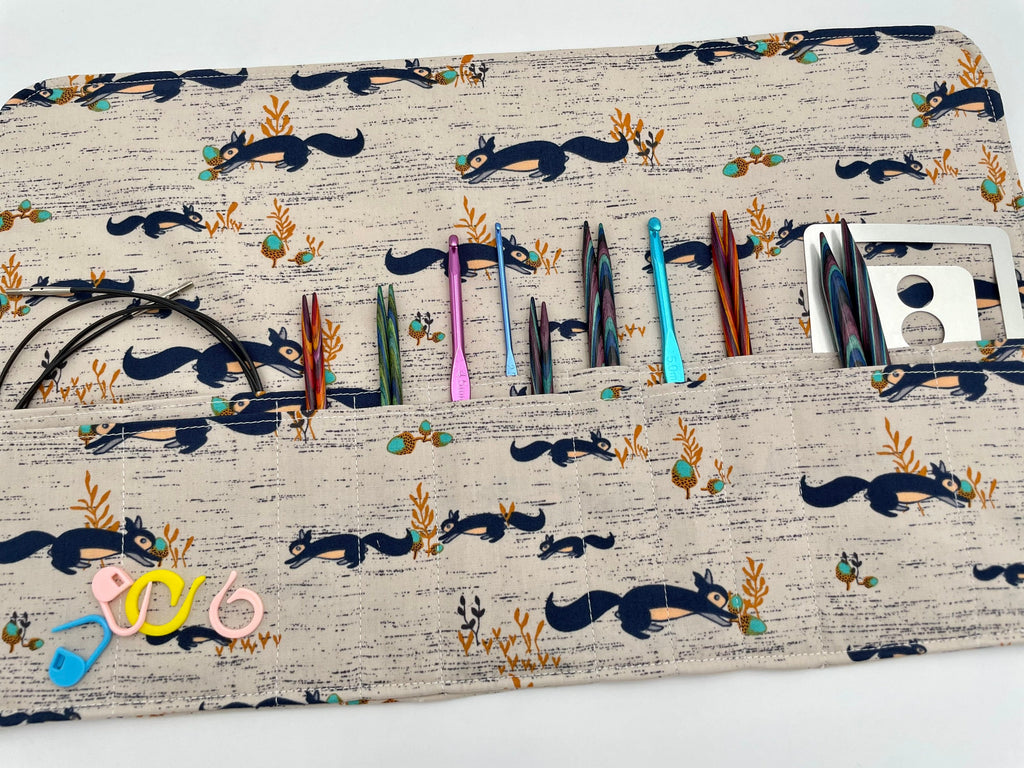 Interchangeable Knitting Needle Case, Knitting Notions Storage, Crochet Hook Roll, Knitting Needle Organizer - Squirrels