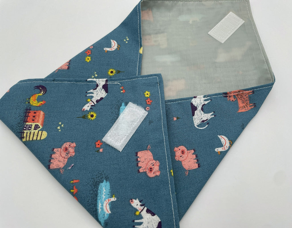 Reusable Sandwich Bag, Sandwich Wrap, Eco-friendly Sandwich Mat, Animal School Lunch Farm Animals Blue