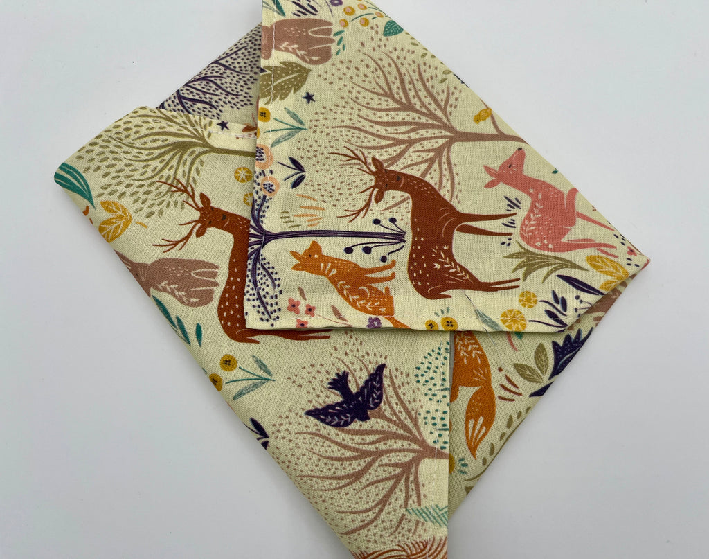 Reusable Sandwich Bag, Sandwich Wrap , Reusable Sandwich Mat, Sandwich Holder - Animals Forest Cream